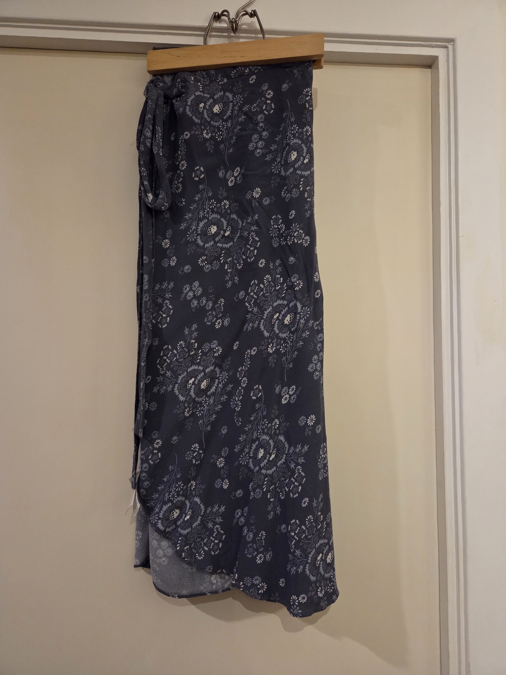 Madewell Navy Blue Floral Wrap Sarong Skirt